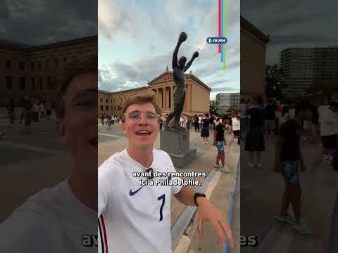 🇫🇷 Pourquoi les supporters français ne doivent pas toucher la statue de Rocky ? #shorts