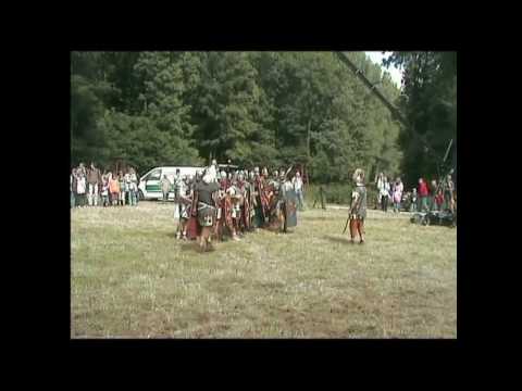 Kalkriese 2009 - römisches Exerzieren - legionarii romani exercent