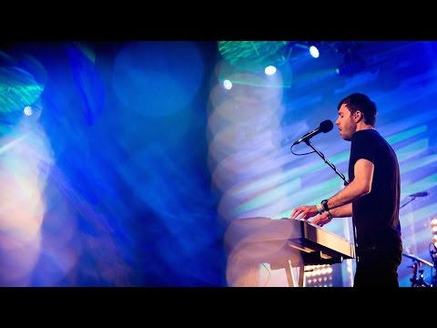 Thumbnail for When You Walk Into The Room video