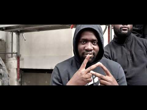 HK - Feuille De Compte Feat. Stavo