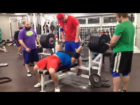 500lbs Bench Press with sling shot