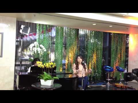 Monalisa - Somewhere over the rainbow live @811show metro tv