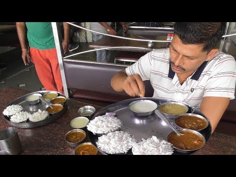 Pure Veg Lunch Thali @ 100 rs ( 3 Plate Rice with 3 Different Curry ) | Indian Food Yavatmal Video