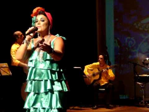 Karin Hilel Canta Carmen Miranda - Na Batucada da Vida