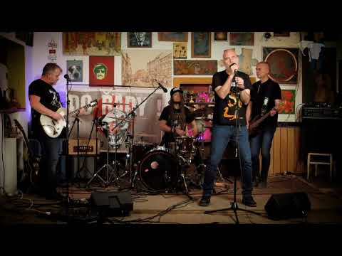 Do řady! - Holiday in Cambodia Cover DO ŘADY! (live) Projec