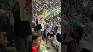 Download lagu di surabaya. bonek vs aremania? #beritaterkini #persija #bonek #arema mp3