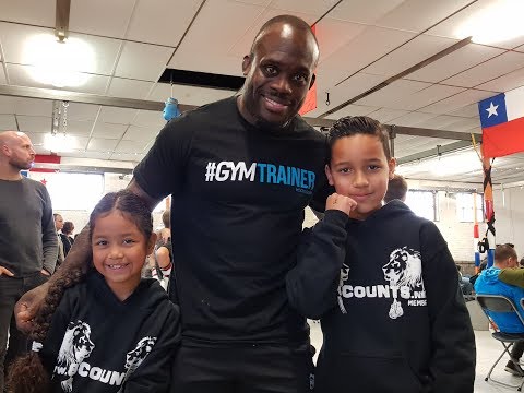 IVAYO & PERLA TV | Gymfights met Melvin Manhoef en Ernesto Hoost!