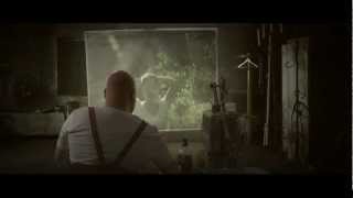 Music video thumbnail preview for blackmail - "Resonant Wave" (ein Kurzfilm von Daniel Kreuter) by blackmail