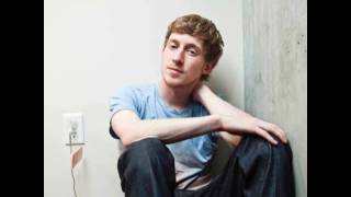 Asher Roth - G.R.I.N.D (New Single)