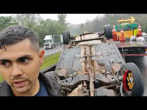 CARRO FURTADO NA CONCEIÇÃO TOMBA NO SENTIDO SP KM 324 SENHORINHAS