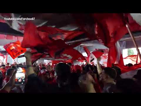 "LA QUE TE SIGUE EN LAS BUENAS Y EN LAS MALAS  - 2025 - Hinchada de Independiente" Barra: La Barra del Rojo &bull; Club: Independiente