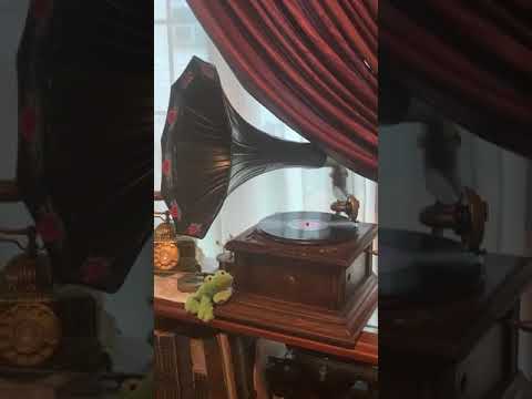 The Modernaires - Autumn serenade - 1945