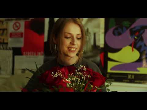 Bloom (Featurette)