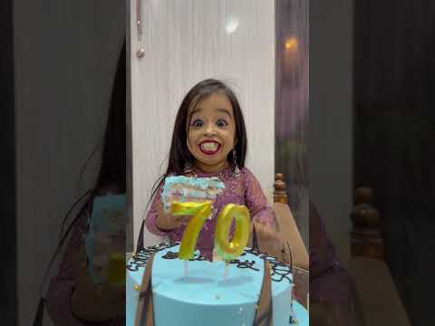 World's SHORTEST woman wishes Guinness World Records a happy 70th birthday! 🎂