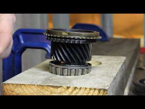 Synchronizer blocking ring clearance