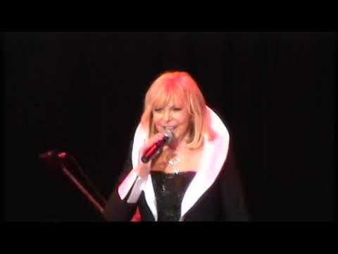 Hana Zagorová-Líto je mi líto -live 2014-Lucerna -Diamantová deska za 10.milionu prodaných desek.