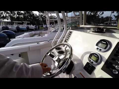 2017 Robalo R222 stock 4705