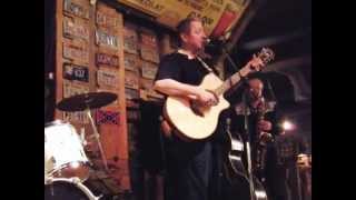 Honky Tonk Barflies - I cant stop loving you