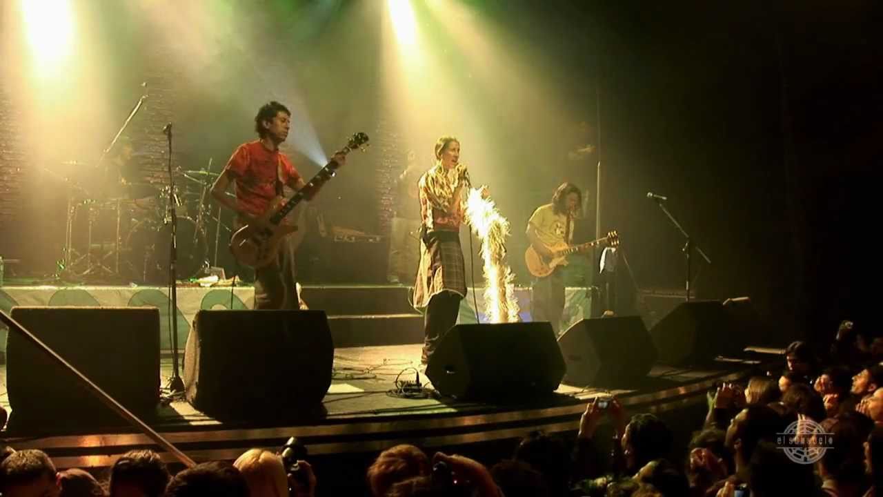 Fotograma de Aterciopelados — El Subsuelo