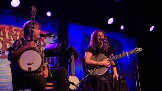 Bela Fleck & Abigail Washburn "BanjoMingle.com" 10.12.17 Roots Revival