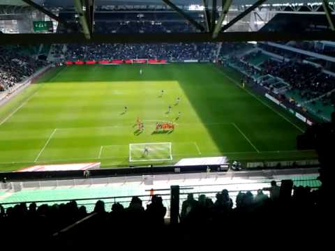Saint etienne 2-0 lorient le pire coup franc .