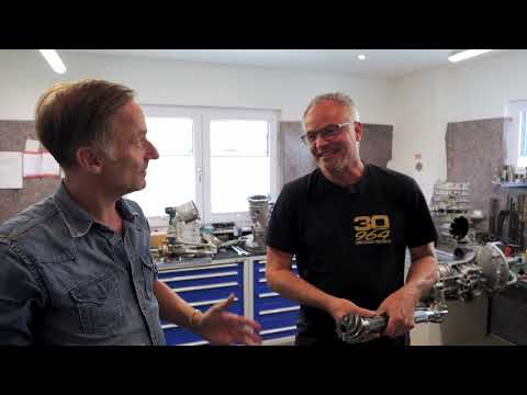 Tim at the tech talk with Porsche transmission specialist Michael Wiedmann