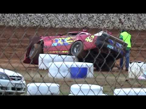 super Sedans heat 3 Carrick speedway 26/12/20