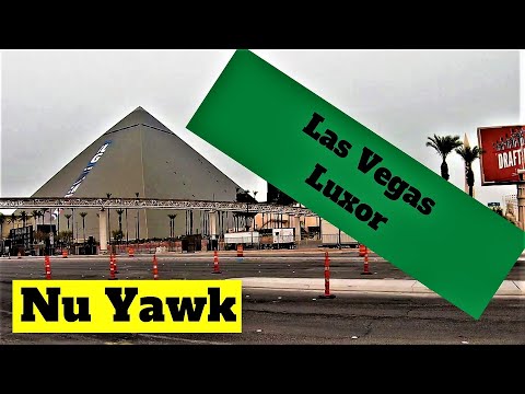 🟡 Las Vegas | Luxor Hotel & Casino. The Iconic Las Vegas Strip Pyramid. Is It Worth The Walk South?
