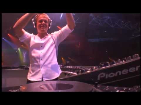 Armin van Buuren ft. Audrey Gallagher - Big Sky & Hold On To Me ( Live )