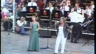 Helen Sjöholm Peter Jöback Marianne Mörck Musikalkväll Del 4