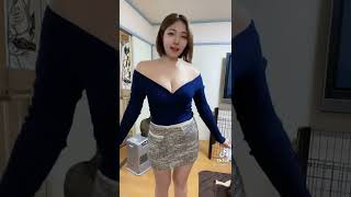 【TikTok】肩出しおっぱい