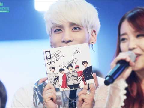 140312 IU ft. Jonghyun - Gloomy Clock LIVE (우울시계)