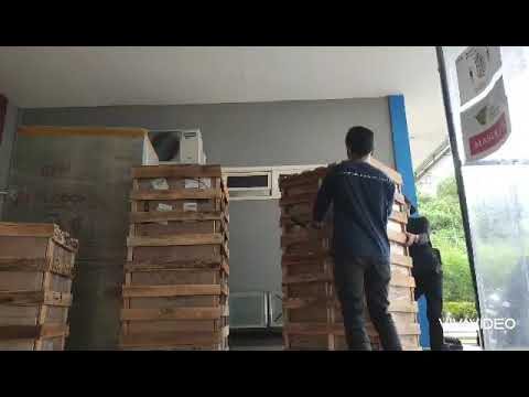 Unboxing Ventilator Machine Savina 300 select Draeger