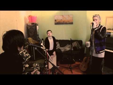 Christina Novelli - Alive Again