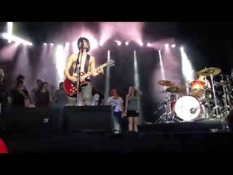 Dresden Dolls - You Gotta Fight for Your Right To Party HD @ Coney Island Amphitheater, NY 2016
