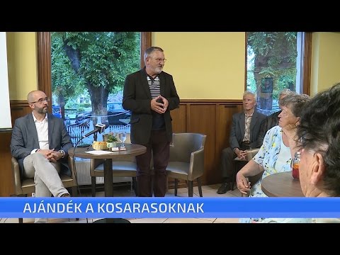 Ajándék a VBW CEKK női kosárlabdázóinak