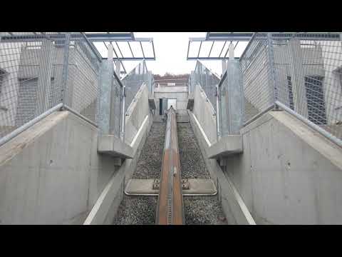 Privater Schrägaufzug Affoltern mit Kette statt Zugseil - inclined lift in Switzerland with a chain