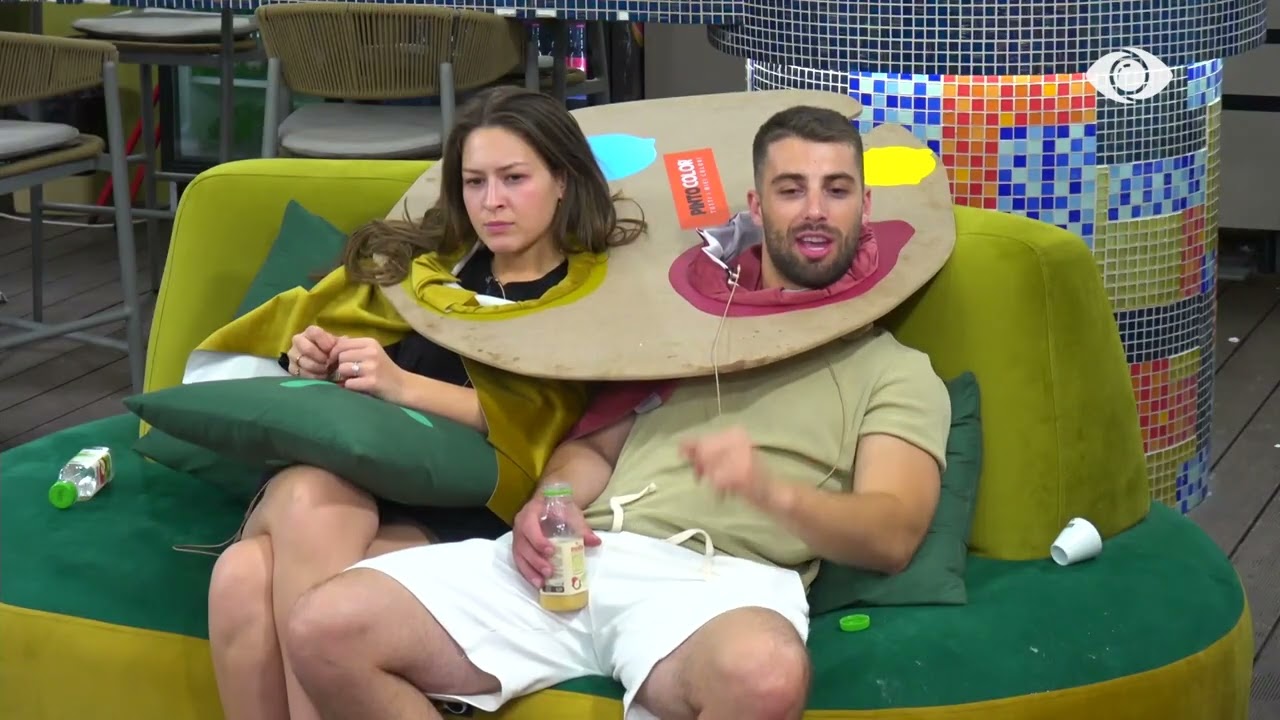 “Mos më fol…”/ Egla debaton me Meritonin