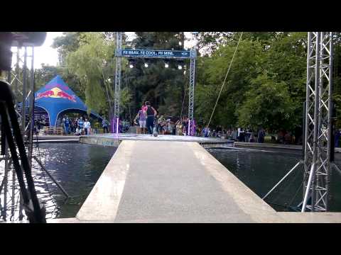 B-boying + freestyle = Jorik :D