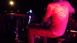 Deerhoof - There&#39;s That Grin