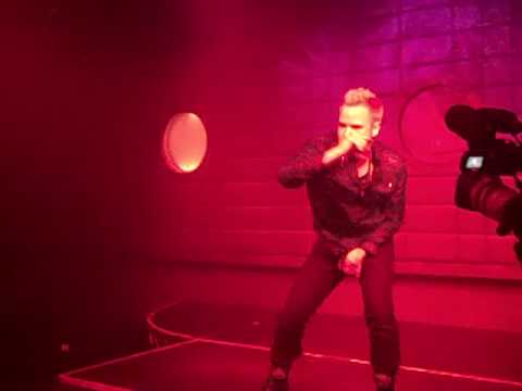 JOHNNY DANGEROUS "TAKE YOUR MAN" LIVE!