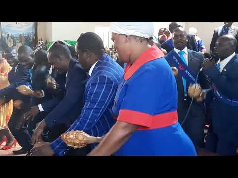 Harare MUMC Choir Vabvuwi - Mwari Mubatsiri Wedu (Harare Inner City UMC Revival Sunday:18 Sept 2022)
