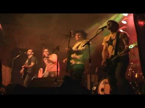 Skurk - När Hon vänder sig om