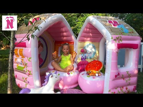 ДОМИК БАССЕЙН для принцесс ПИЦЦА и МОРОЖЕНОЕ Видео для детей House for princess перезалив