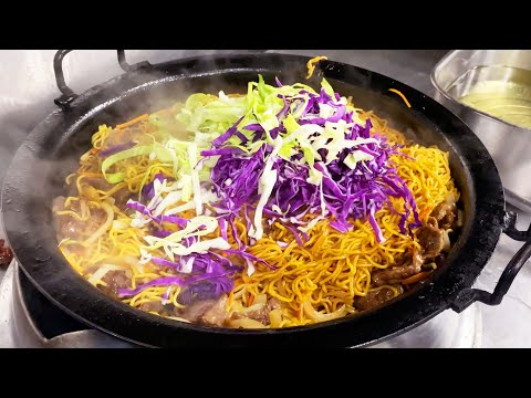 蒸して茹でて炒める【牛肉焼きそば】Stir-fried noodles with beef and vegetables. 家常牛肉炒面