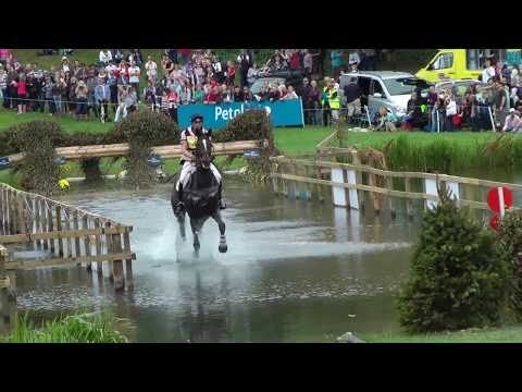 download lagu mp3 mp4 Cross A Cheval, download lagu Cross A Cheval gratis, unduh video klip Cross A Cheval