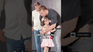 Download lagu Salman khan hugs little fan girl | salman khan with fans | salman khan fans mp3
