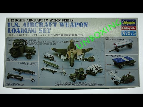 Hasegawa Hobby Kit X72:5 U.S Aircrat Weapon Loading Model Kit 1/72 Scale 1987 