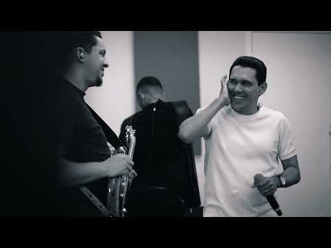 Medley - Deus Ama Te Ver Sorrindo/Oxente eu sou é Crente/100% Jesus | Cícero Oliveira