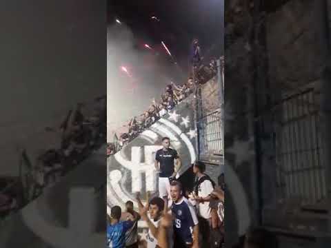 "Delirio de la Hinchada de Independiente Rivadavia" Barra: Los Caudillos del Parque • Club: Independiente Rivadavia